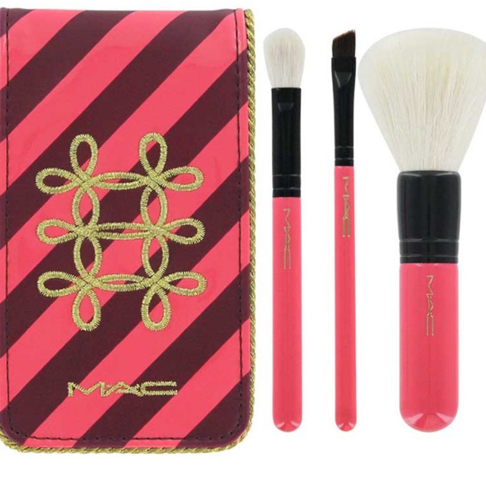 MAC Nutcracker Sweet Essentials Pink, Burgundy and Gold Makeup Brush Set